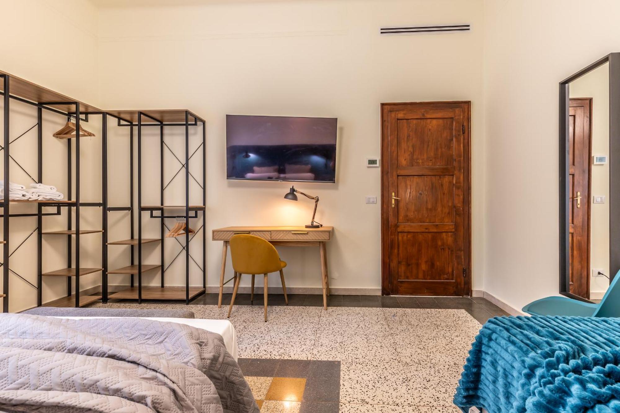 Housmart Emilia Levante 98 Болоня Екстериор снимка