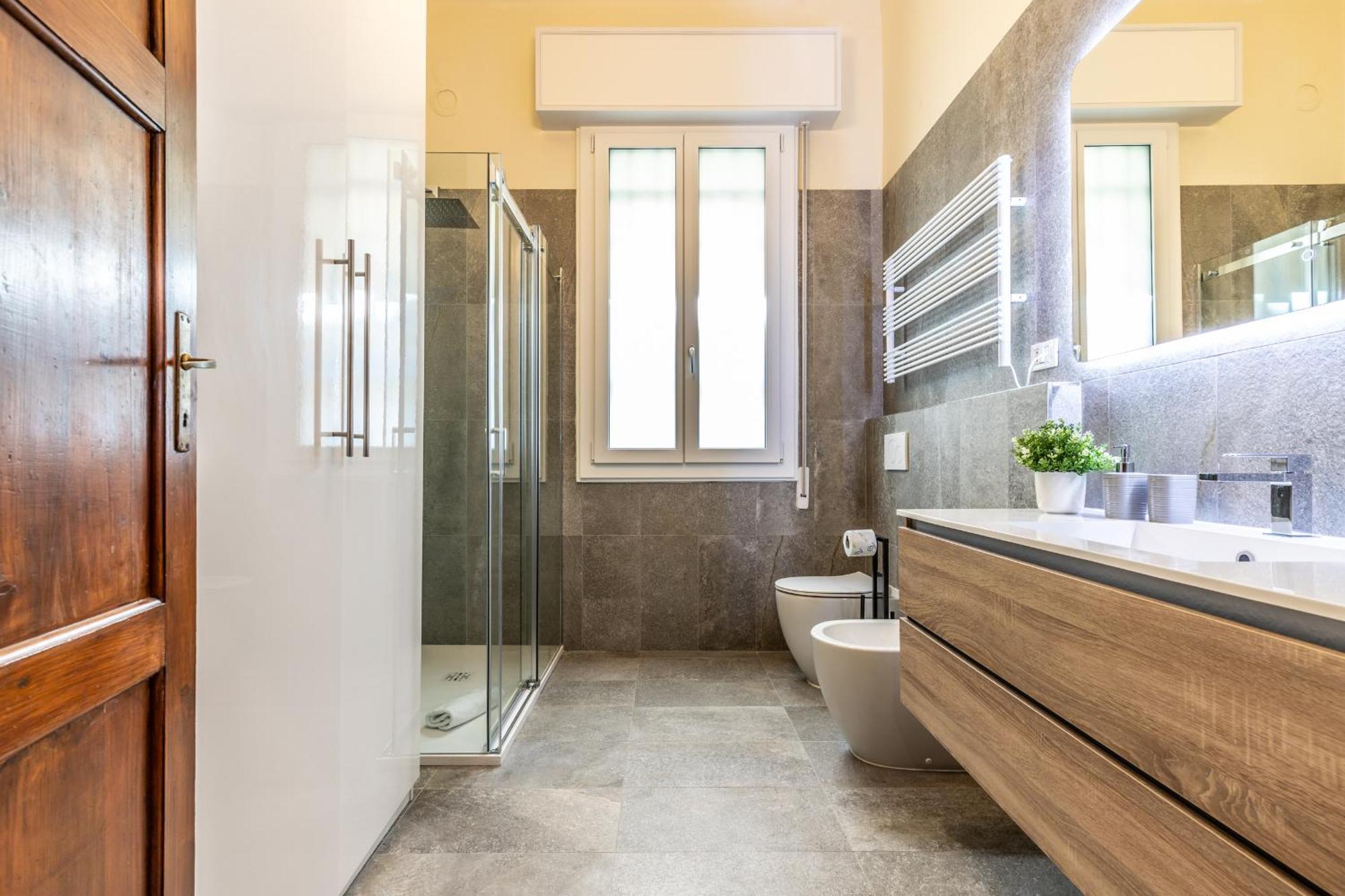 Housmart Emilia Levante 98 Болоня Екстериор снимка